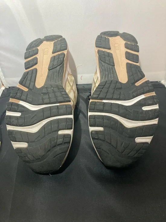 ASICS GEL-NIMBUS 21 PLATINUM Size 8.5 - Picture 7 of 7